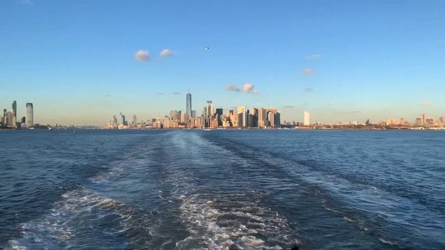 Прокатились на бесплатном пароме. Статен-Айленд Ферри Нью-Йорк смотреть онлайн