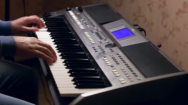Enigma - Sadeness (Cover, With Dm) - Played Live On Yamaha PSR S670