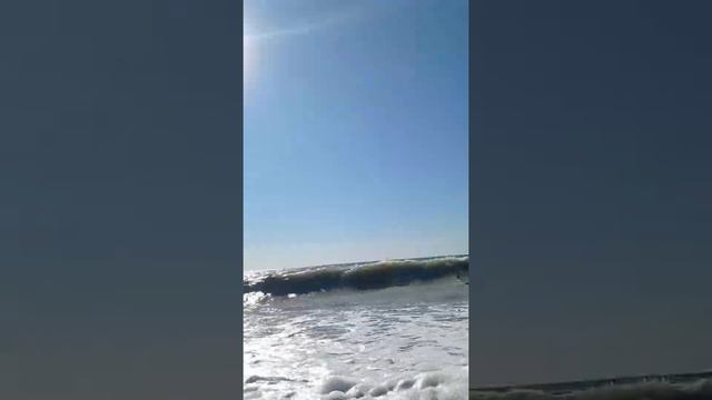 Раннее Утро На Берегу Черного Моря. Чуть не Смыло Телефон. смотреть онлайн