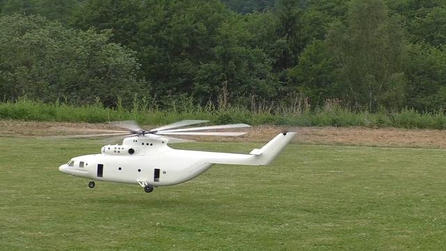 Gigant XXL RC Mil Mi 26 - Maiden Flight (16. Pöting Turbinen Meeting 2017) смотреть онлайн