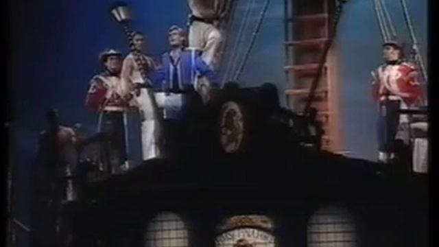 HMS Pinafore - A Maiden Fair to See смотреть онлайн