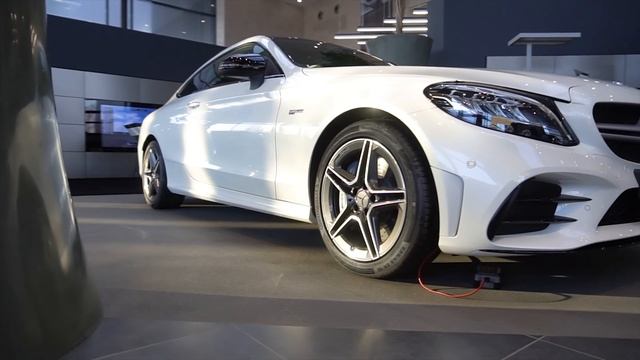 Какой цвет авто взять ? Плюсы и минусы Белого Maybach.Белая ворона или практичность ? смотреть онлайн