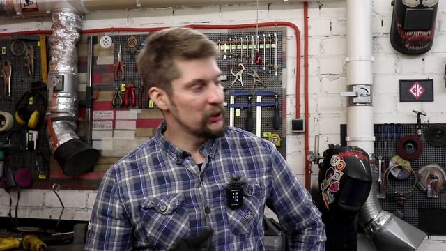 Зеленые человечки VS диванный эксперт смотреть онлайн