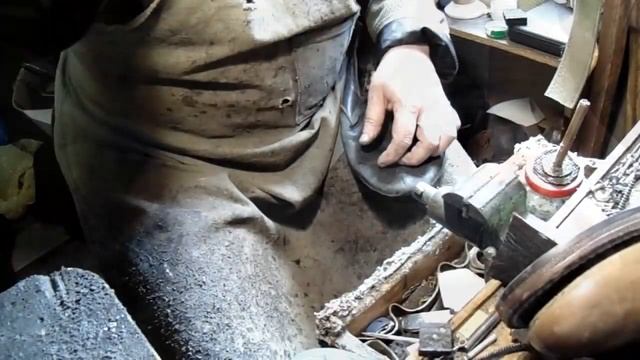 заміна підошви смотреть онлайн
