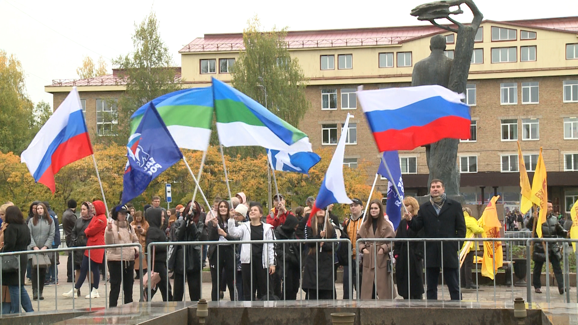Митинг в Сыктывкаре в поддержку референдумов в ДНР, ЛНР, Запорожской и Херсонской областях смотреть онлайн