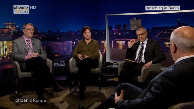 "Der Schock von Berlin - Wie gehen wir mit dem Anschlag um?" - phoenix Runde vom 20.12.2016 смотреть онлайн