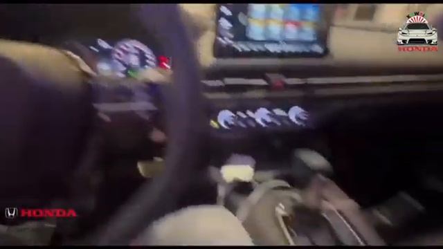 Honda ZR-V: يقوم فريق هوندا الكويت بشرح كامل عن السيارة الجديدة كليًا смотреть онлайн