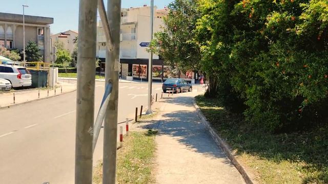 ПЕТРОВАЦ, Черногория - прогулка от наивысшей точки города к пляжу смотреть онлайн