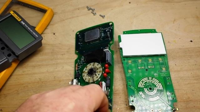 Multimeter comparison: Fluke vs Chinese смотреть онлайн