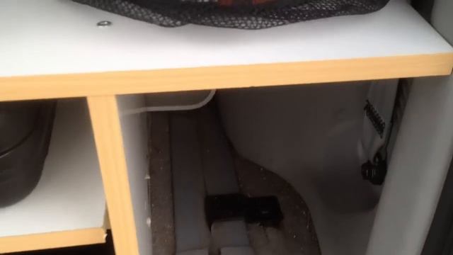 Mazda Bongo campervan homemade kitchen / Film making set up on my iphone смотреть онлайн