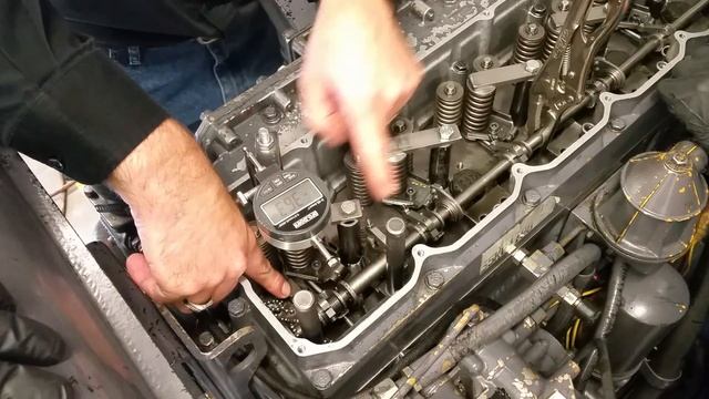 Caterpillar 3126 Injector metering sync adjustment смотреть онлайн