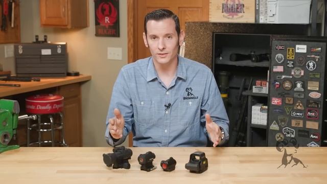 Quick Tip: Red Dot vs Holographic Sight - What's the Difference? смотреть онлайн