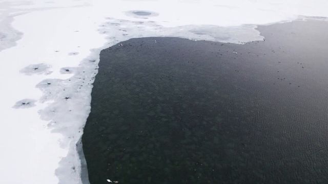 Озеро Вад (Отчасти не Замерзает) смотреть онлайн