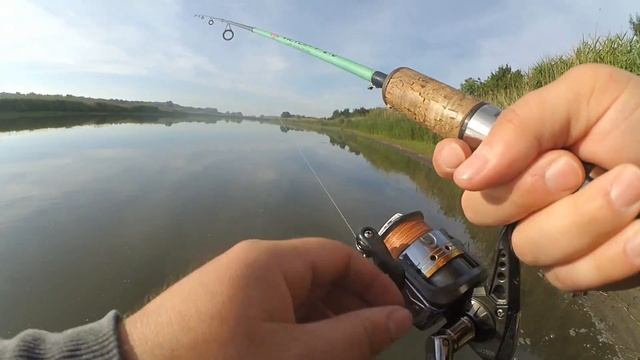 Окуни спасли рыбалку. Ловля окуня на рака, Разведка нового места, рыбалка в июне. смотреть онлайн