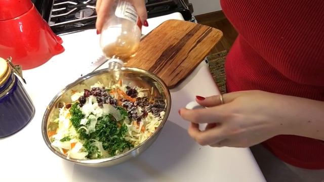 Вот это салат!!!Настоящая витаминная бомба с семенами льна!Cabbage salad loaded with vitamins смотреть онлайн