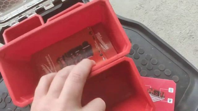 Распаковка — Органайзер для инструментов Milwaukee 4932464083 смотреть онлайн