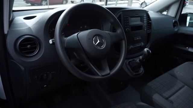 Mercedes Benz Vito Furgón 109 CDI смотреть онлайн