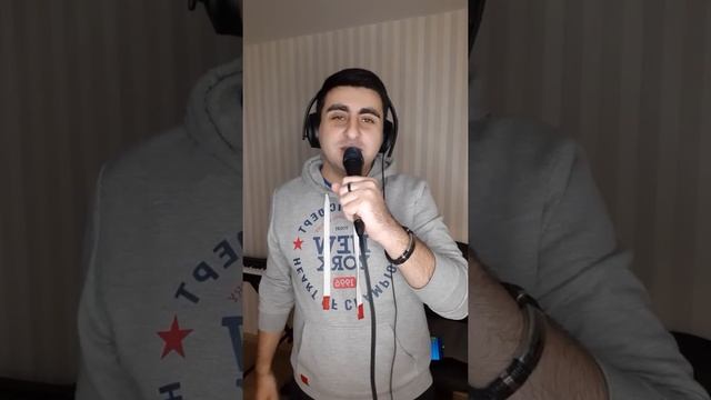 А Я ПО КРОВИ АРМЯНИН (песня И.Саруханова) смотреть онлайн