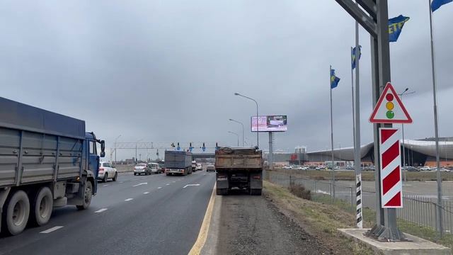 Реклама на цифровых суперсайтах г. Краснодар, ул. Крылатая (ТЦ OZ-Молл) А смотреть онлайн