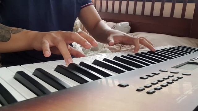 Chopin - Nocturne op 9 no 2 | Beginner | After 2 months using a 61-key keyboard смотреть онлайн