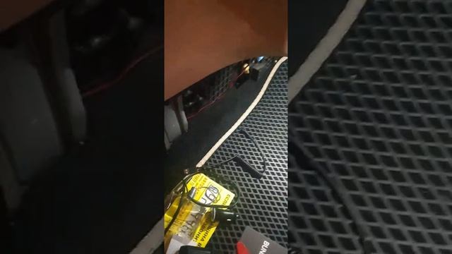 Замена резистора отопителя Ford fiesta 2016г смотреть онлайн