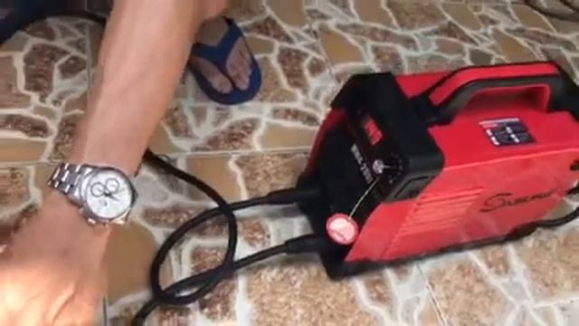 Test thử máy hàn điện tử Sasuke MMA-200I - Chất lượng rất ổn смотреть онлайн