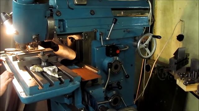 Фрезерование паза под углом смотреть онлайн