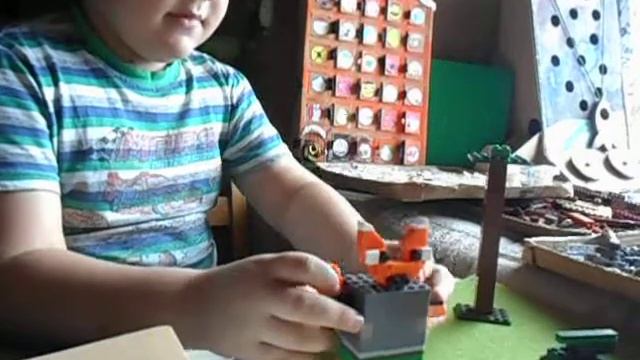 Лис Лабан из деталей Лего смотреть онлайн