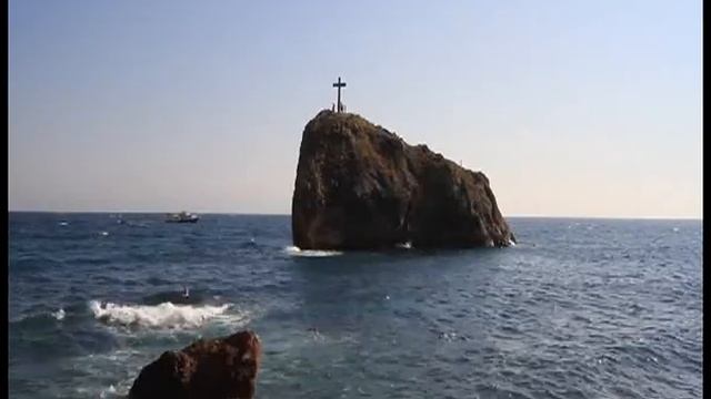 Скала святого Явления (заставка на телевизор) смотреть онлайн