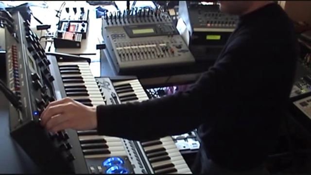 MoonSatellite - Sequenzer I (extrait) смотреть онлайн