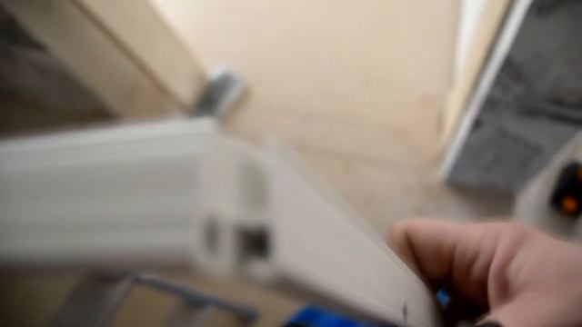 Монтаж натяжного потолка от А до Я. #1  Крепим профиль на стену.