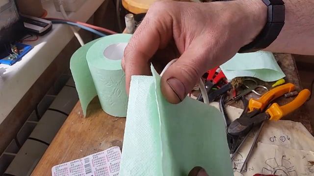 маска для лица из туалетной бумаги смотреть онлайн