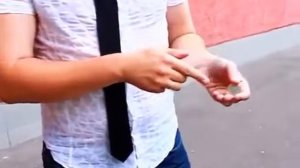 Фокус с розой и монетой - Любовь не купишь на ФигАсебе.ру