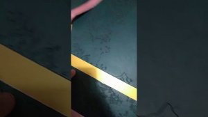 Декоративная штукатурка "Карта мира" с золотыми полосами