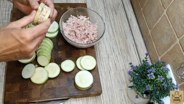 Кабачки с начинкой! Просто и со вкусом!.mp4 смотреть онлайн