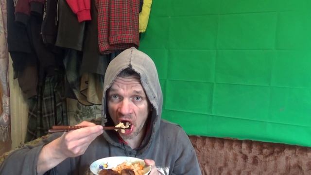 мукбанг обжор котлеты с макаронами