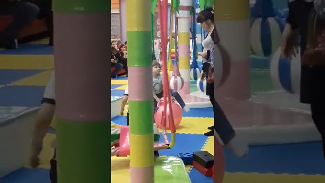 Аня играет в муравейнике спасибо Европа плюс смотреть онлайн