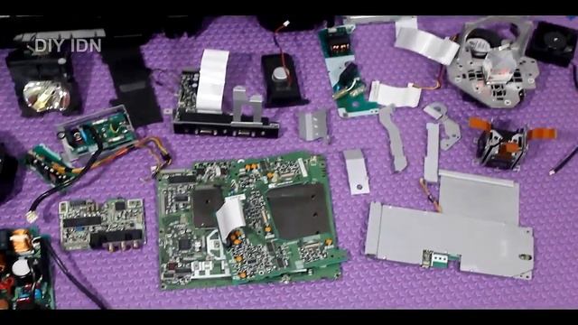 PROJECTOR 3LCD FULL RESTORATION смотреть онлайн