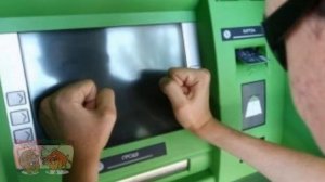 Что делать, если карта осталась в банкомате Сбербанка. Советы