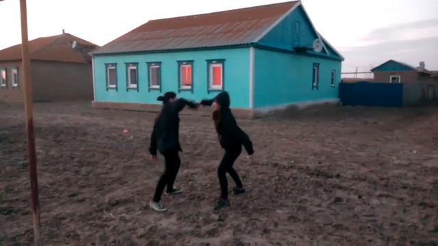 Так здороваются настоящие мужики смотреть онлайн