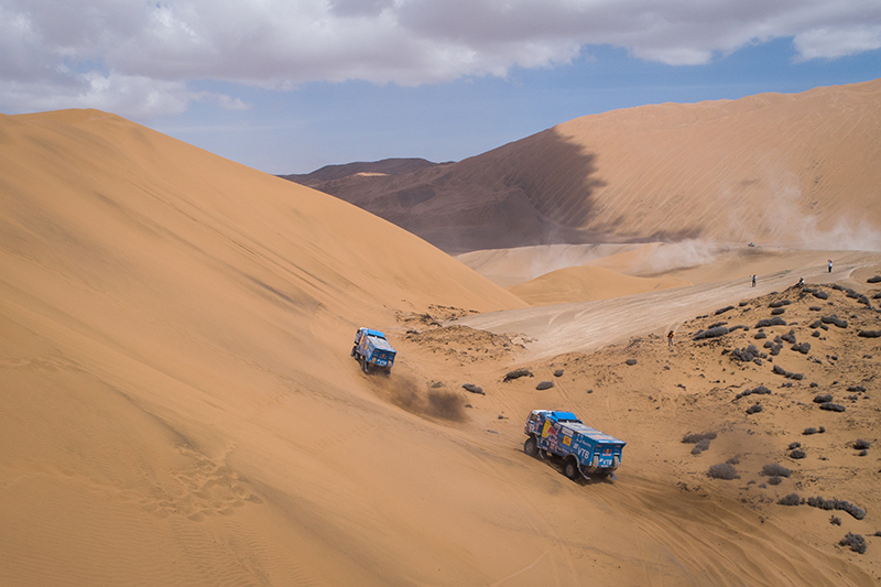 КАМАЗ-мастер на ралли «Дакар 2019» — 7 января — Битва титанов начинается смотреть онлайн