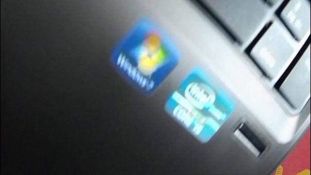 Laptop chơi game giá rẻ cho sinh viên - cấu hình khủng trong tầm giá смотреть онлайн