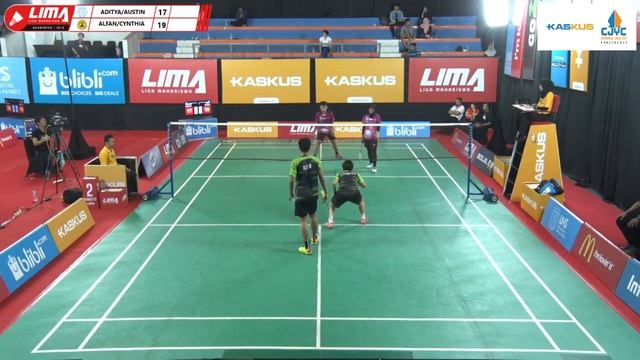 UNS VS USM LIMA Badminton: Kaskus Central Java and Yogyakarta Conference-Sub Surakarta смотреть онлайн