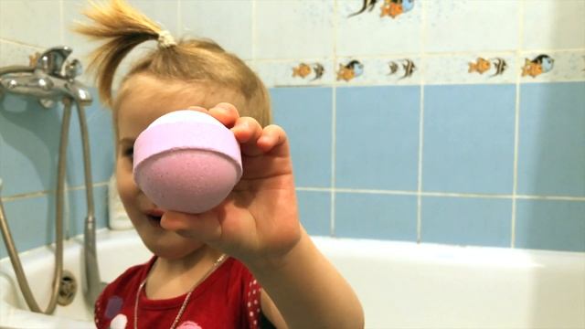 Купили бомбочку для ванны смотреть онлайн