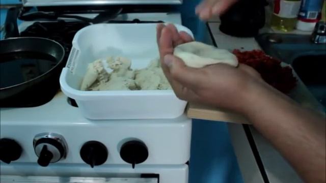 GORDITAS DE CHICHARRÓN A LA CHILANGA, MUY FACILES Y ECONOMICAS DE PREPARAR!!! смотреть онлайн