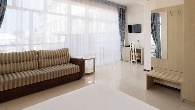 Отель Лазурь Бич / Lazur Beach Hotel, Адлер смотреть онлайн