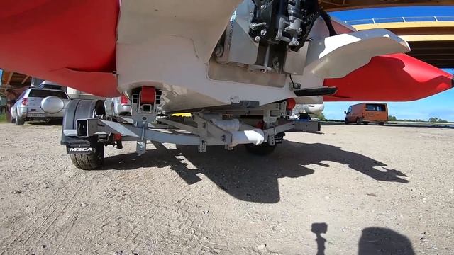 Ложементы с выдвижными роликами и гидравлическим домкратом