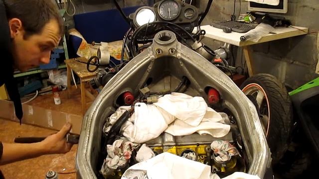 Замена подшипников рулевой колонки на мотоцикле смотреть онлайн