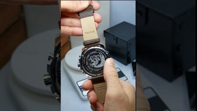 Мужские часы Diesel DZ4290. Лучшие среди аналогов. ссылка на каталог в описании смотреть онлайн