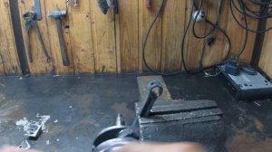 заклинил палец в шатуне 4 т скутер ,Что делать?